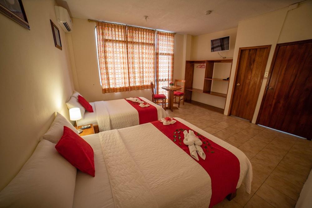 Hotel Red Booby Puerto Ayora  Extérieur photo